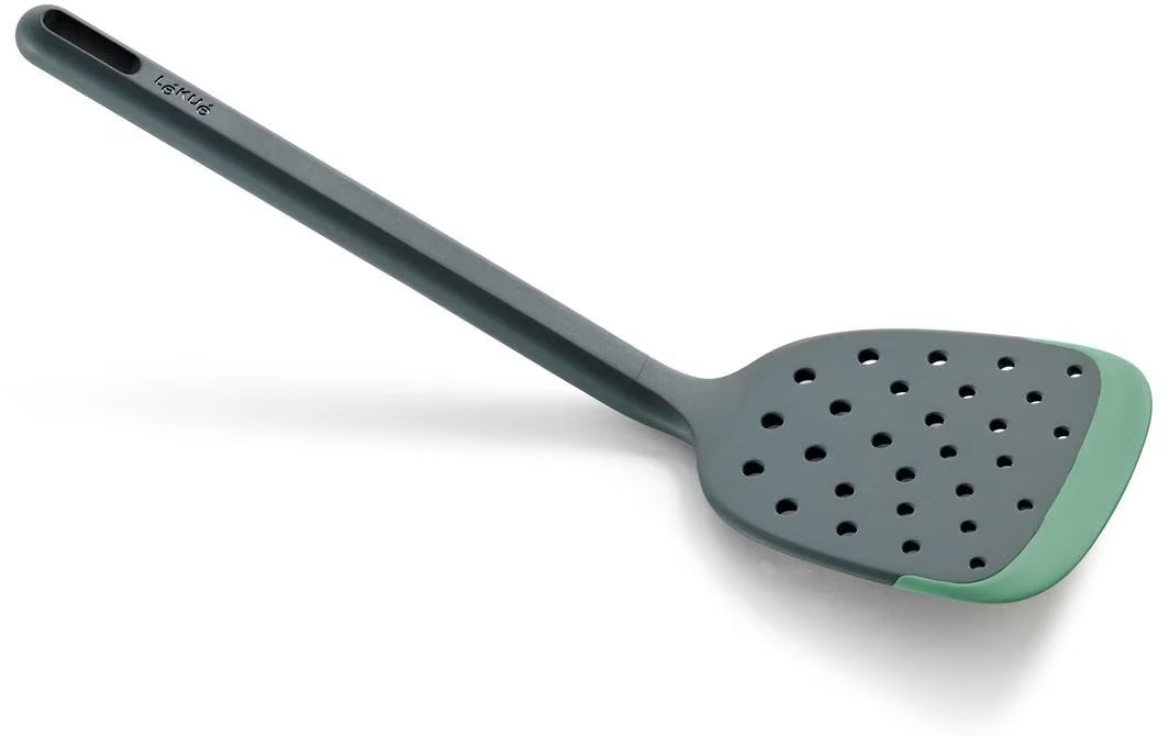 Lékué Pfannenwender mit Schlitzen