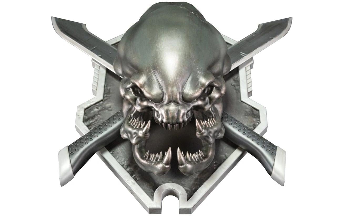 Halo Wall Mount Legendary Icon