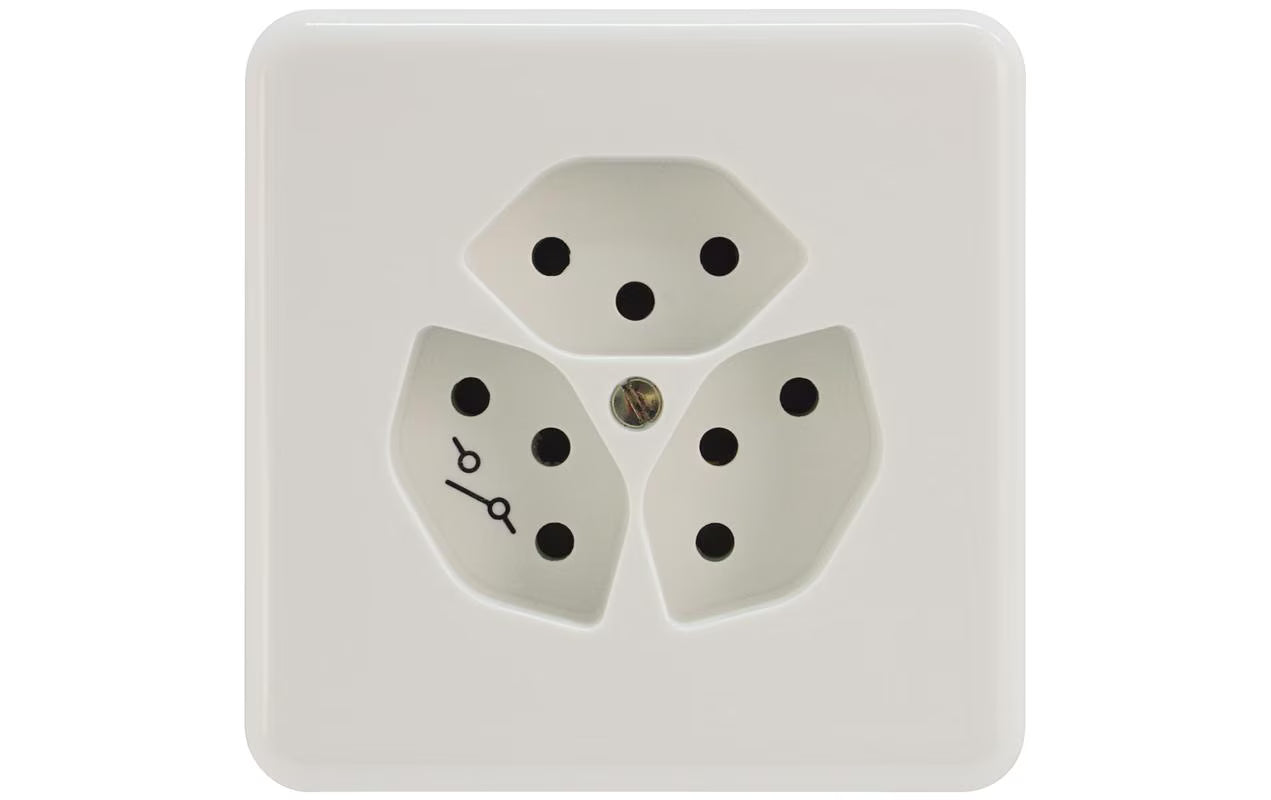 Steffen Steckdose 3xT13G, UP, weiss